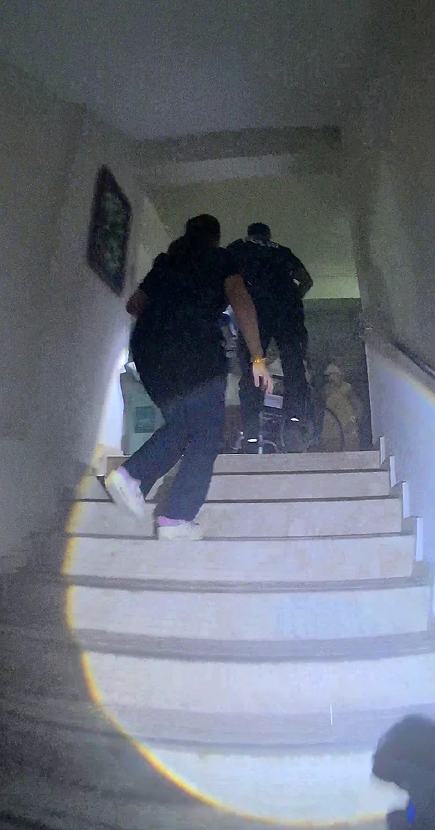 Film Sahnesi Değil, Alevlerin İçinde Hayat Mücadelesi