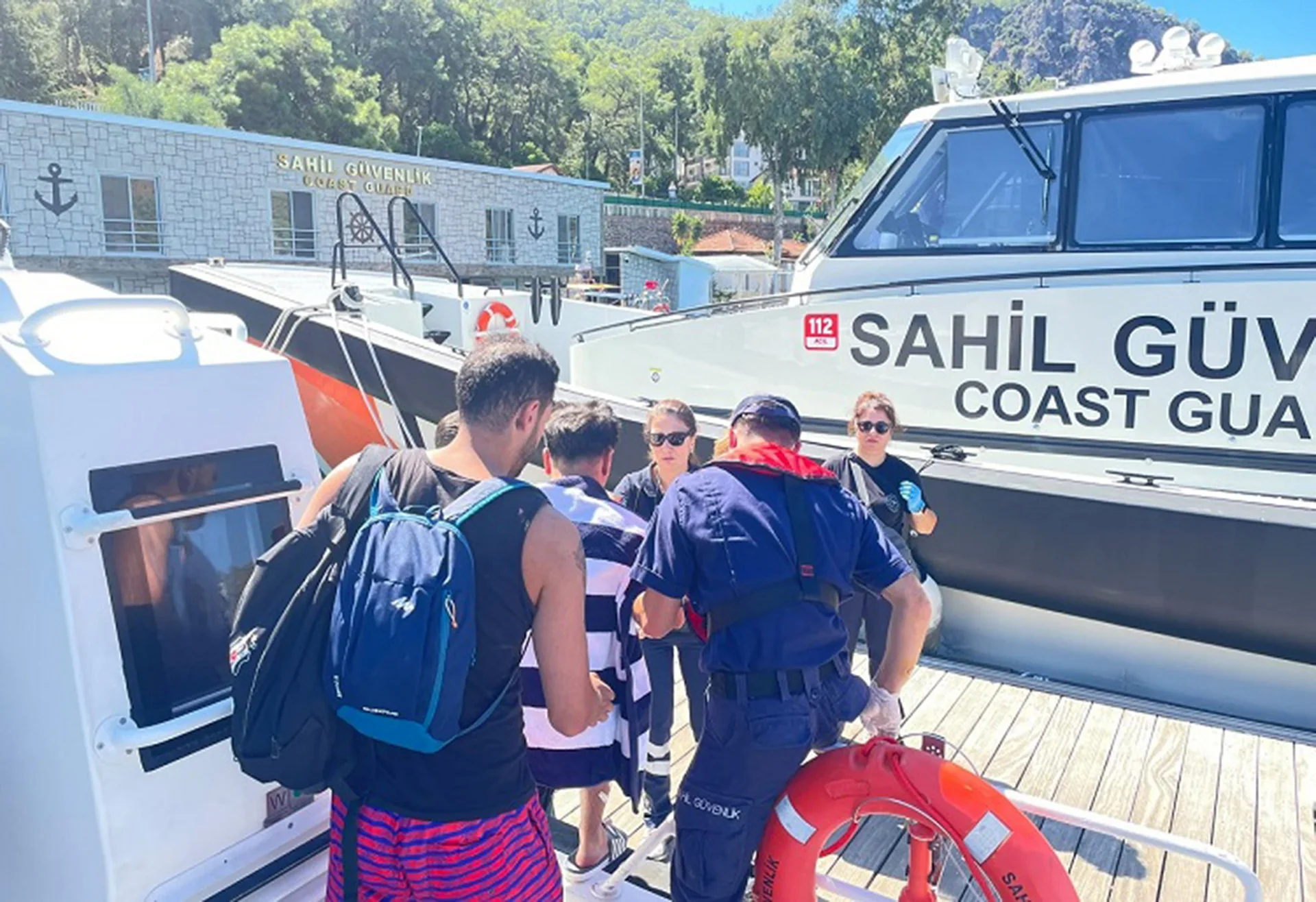 Fethiye'de 2 Vatandaşa Denizden Tıbbi Tahliye Gerçekleştirildi