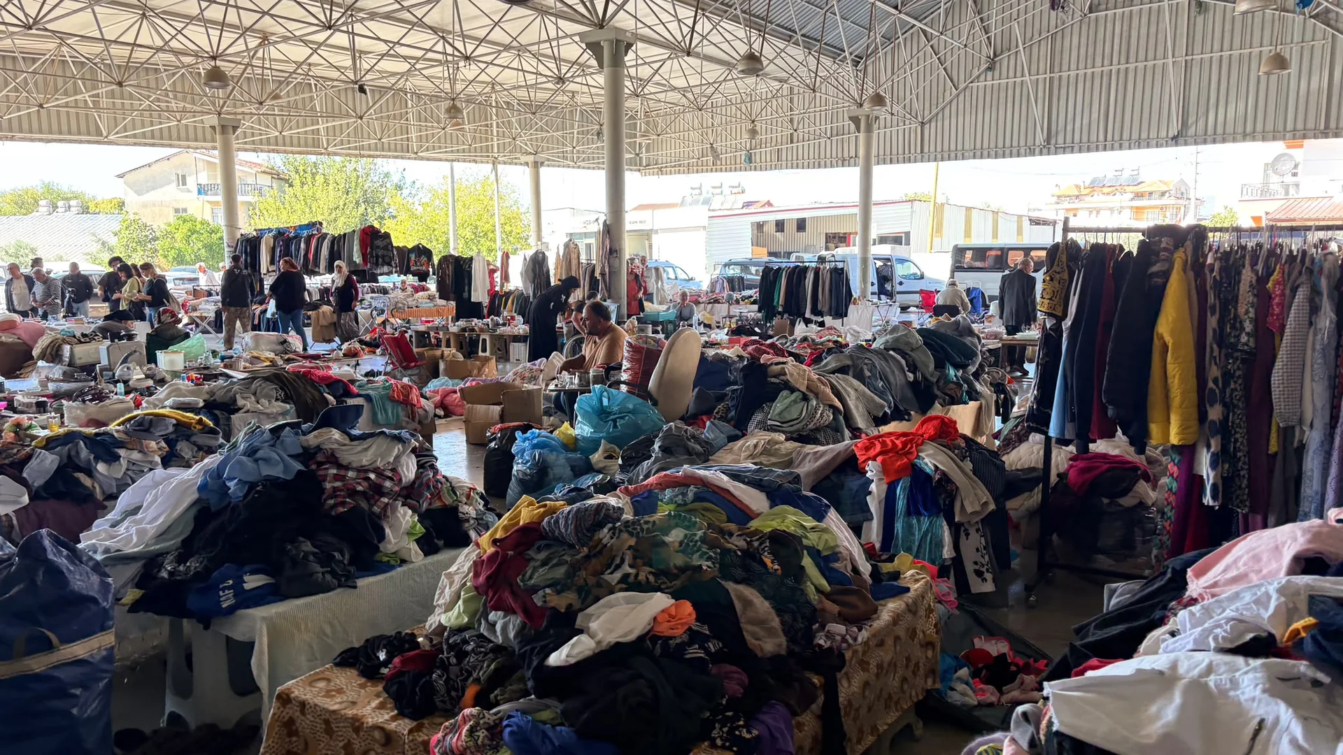 Çalıca İkinci El Pazarı’nda Hareketlilik Azaldı