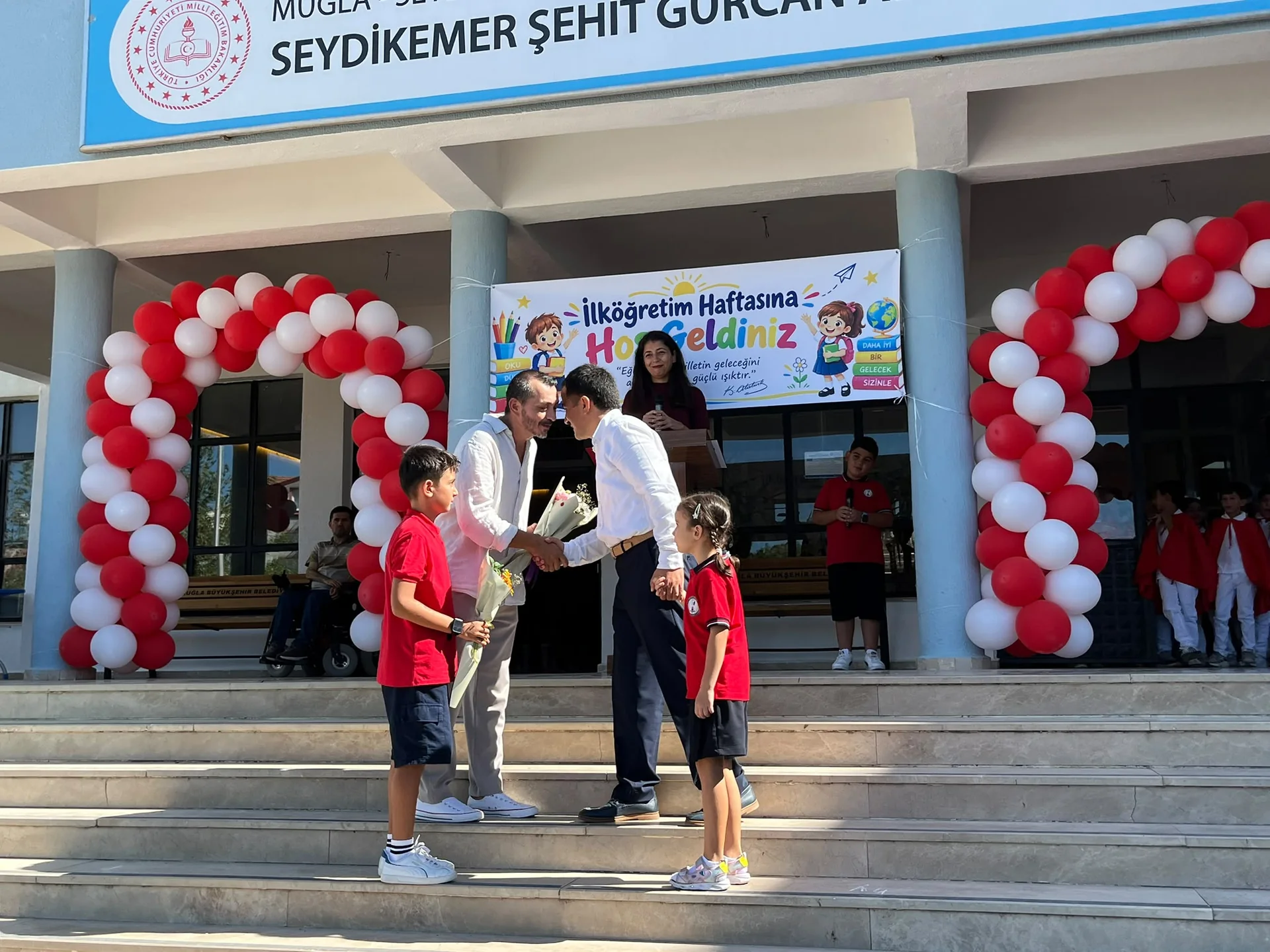 Seydikemer’de Yeni Eğitim Öğretim Yılı Coşkusu