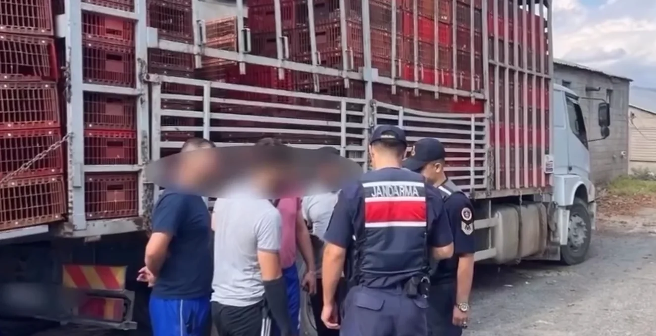 81 İlde Dev Denetim! 19 Organizatör 230 Göçmen Yakalandı