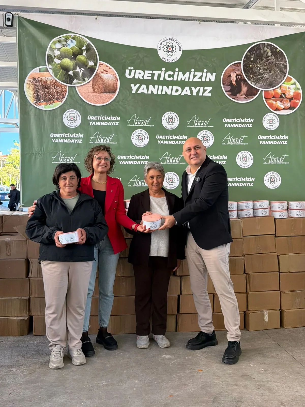 Muğla’da Hayvancılığa Tam Destek: Üreticilere 4 Bin 239 Mineral Blok Taşı