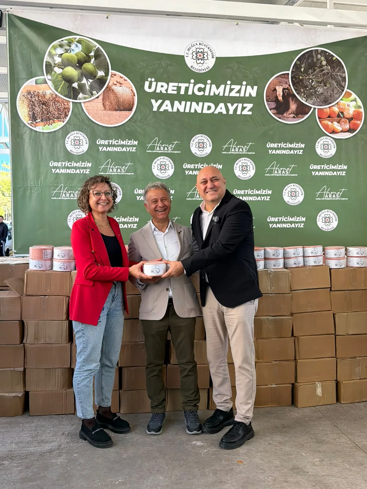 Muğla’da Hayvancılığa Tam Destek: Üreticilere 4 Bin 239 Mineral Blok Taşı
