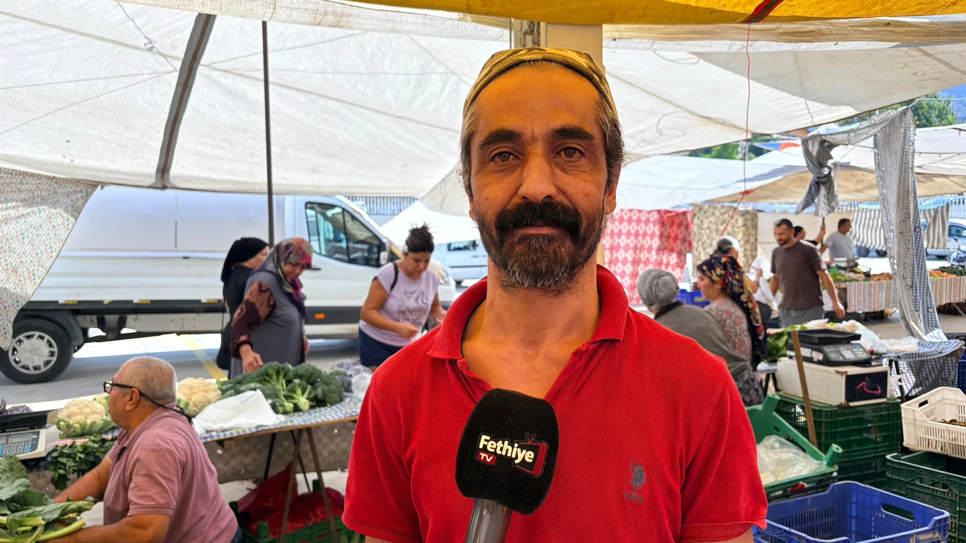 Taşyaka Semt Pazarı’nda Esnaf Hareketlilik Bekliyor