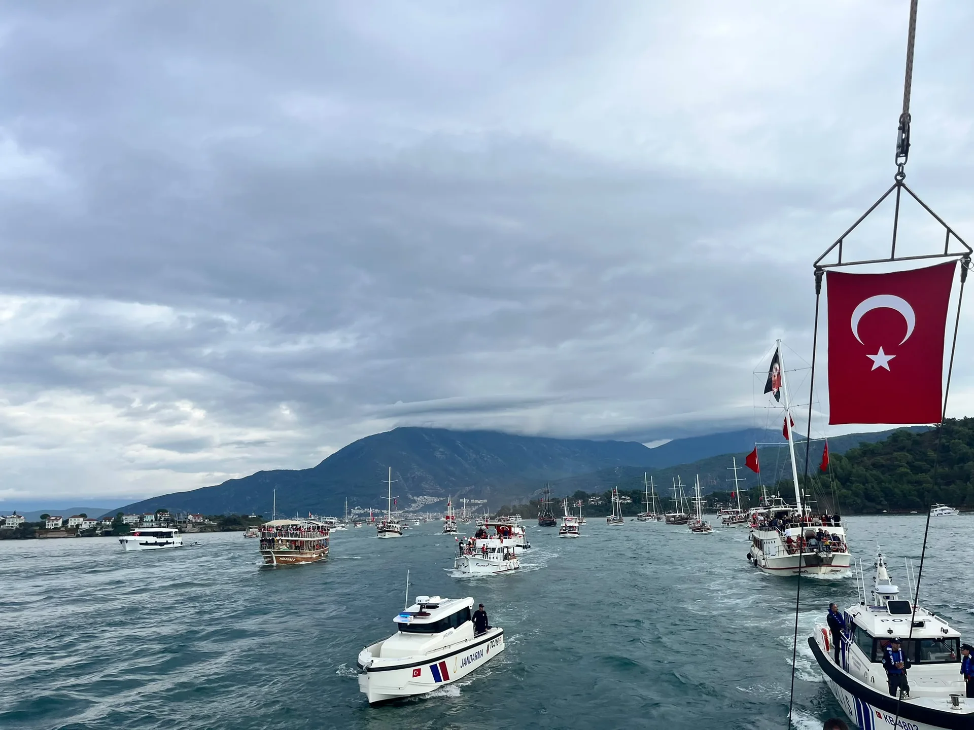 Fethiye’de Tekneler Cumhuriyet İçin Açıldı