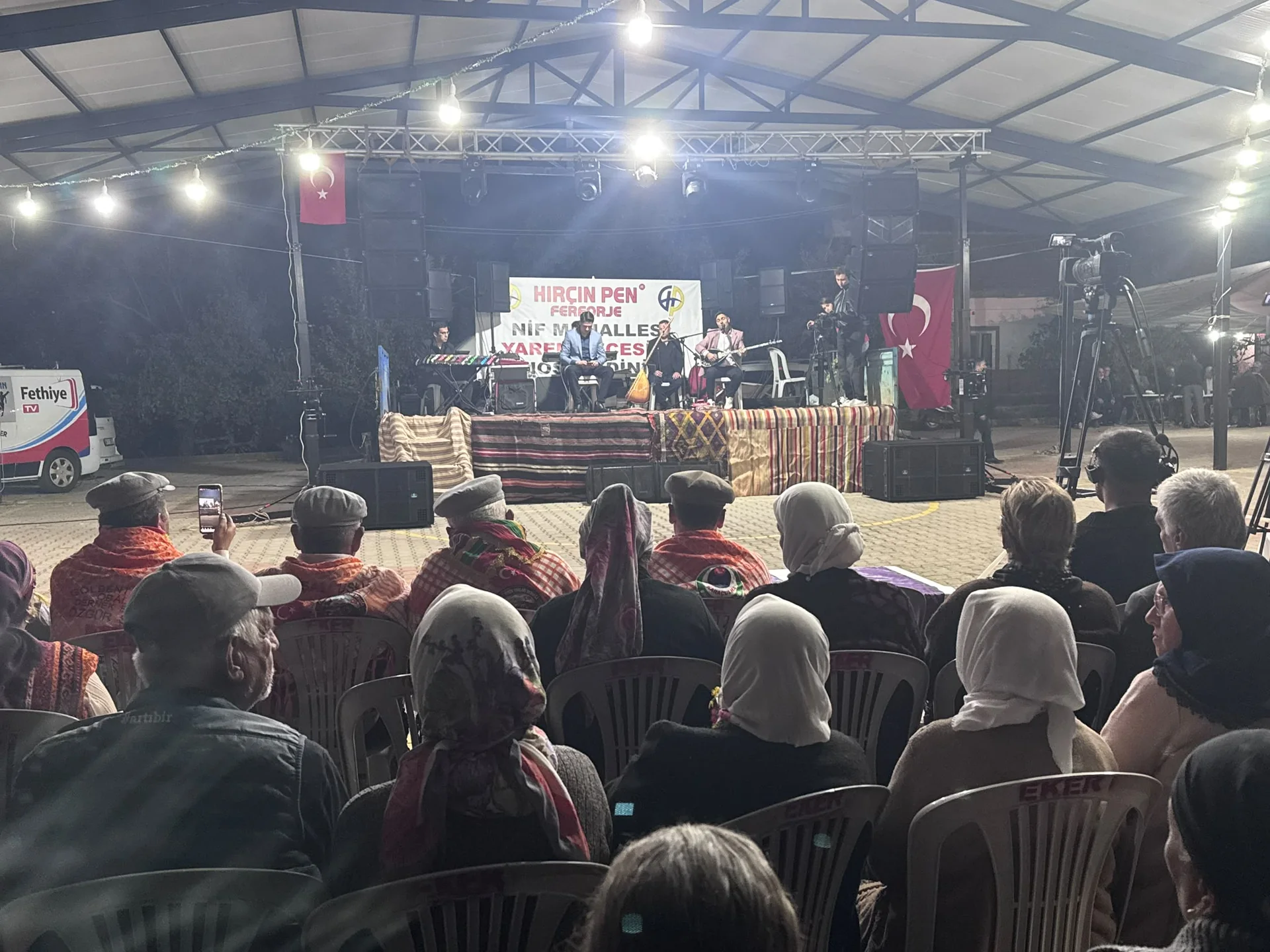Nif Mahallesi’nde Coşkulu Yaren Gecesi