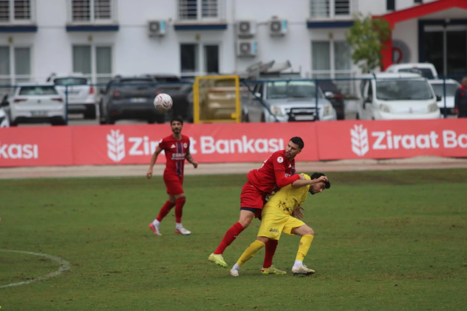Fethiyespor-Eyüpspor Maçı Şiddetli Yağışa Takıldı