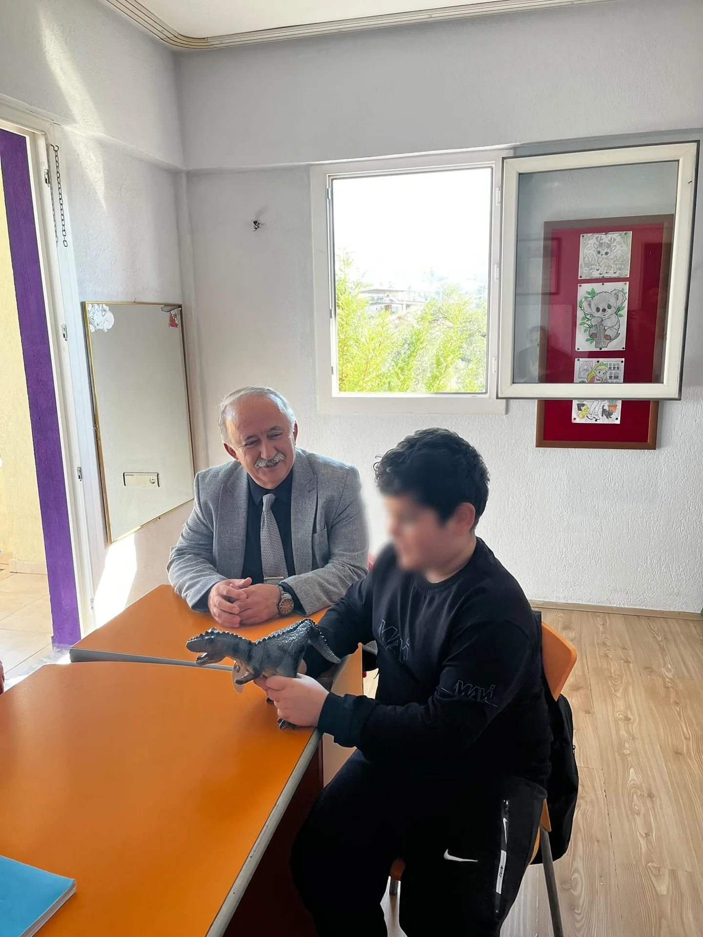 Egemen’in “Müdür Amcamı Çok Özledim” İsteği Gerçek Oldu