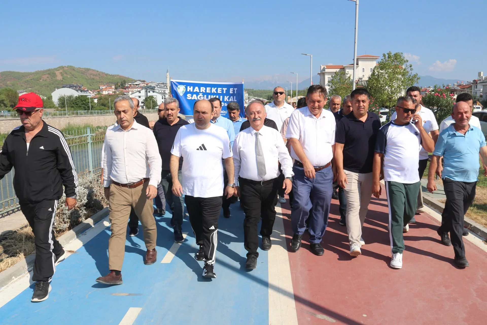 Seydikemer’de Avrupa Hareketlilik Haftası Kapsamında Yürüyüş Düzenlendi