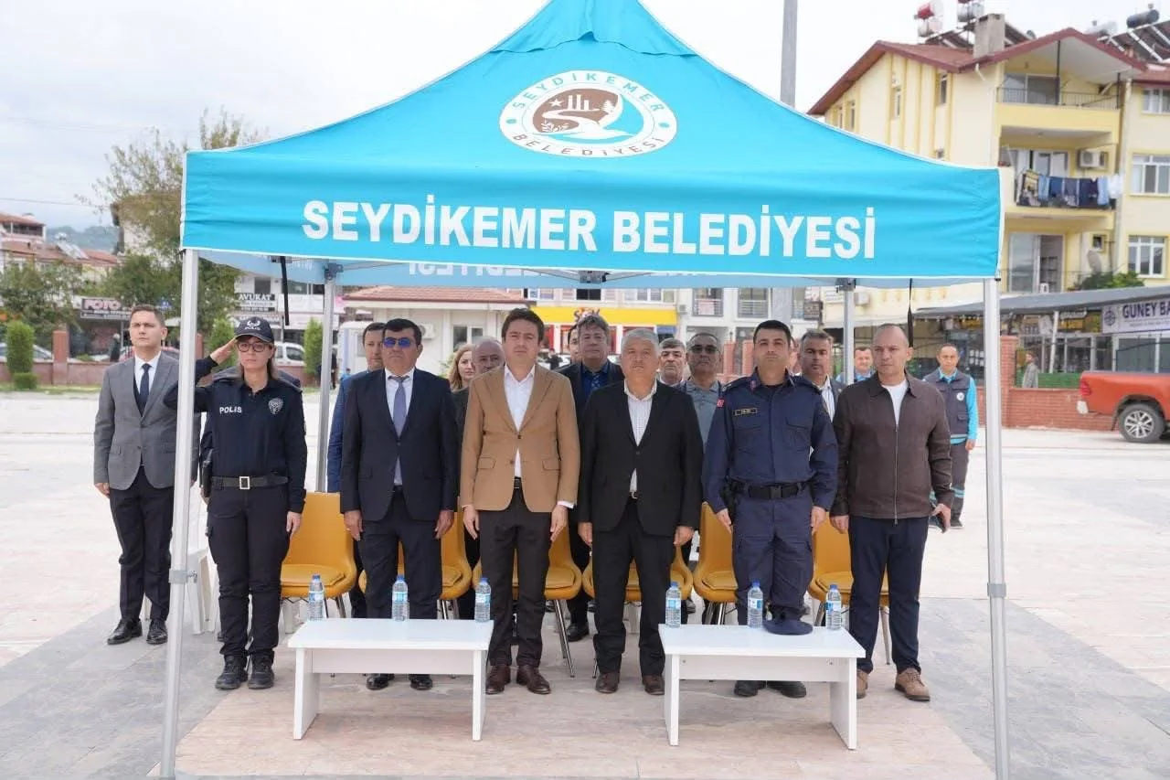 Seydikemer’de Cumhuriyet Bayramı Coşkusu Yol Koşusuyla Yaşandı