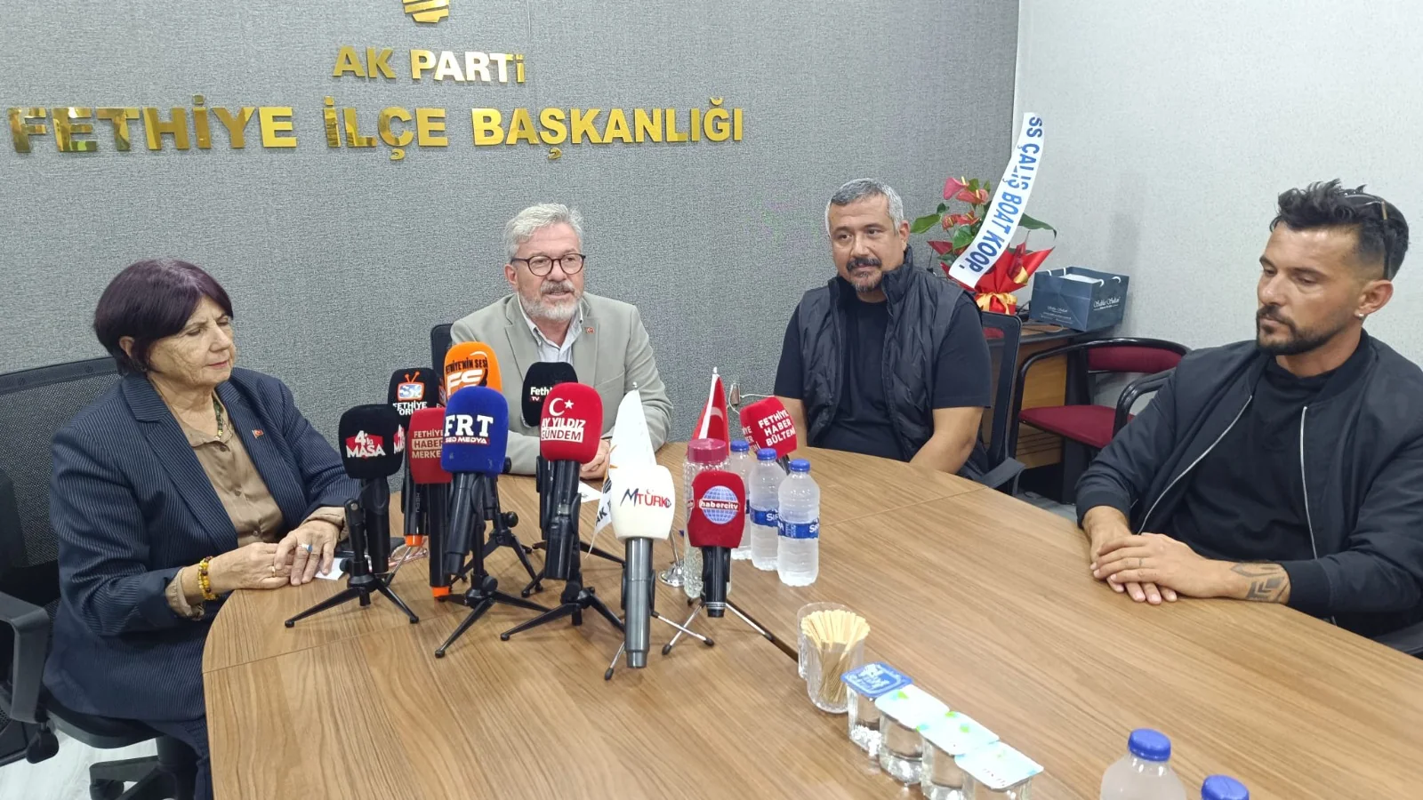 Fethiye Çalış Boat Kooperatifi’nden Ak Parti İlçe Başkanlığı’na Ziyaret