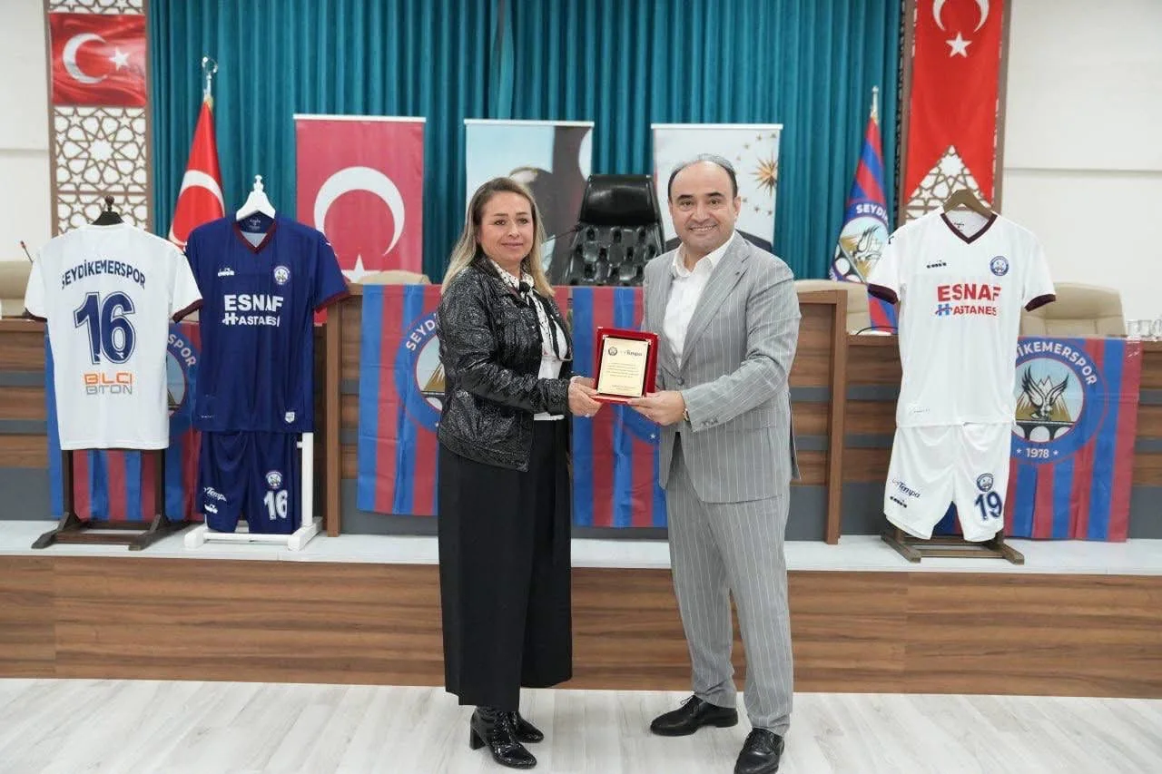 Seydikemerspor’da Yeni Sezon Heyecanı: 2026-2027 Formaları Tanıtıldı