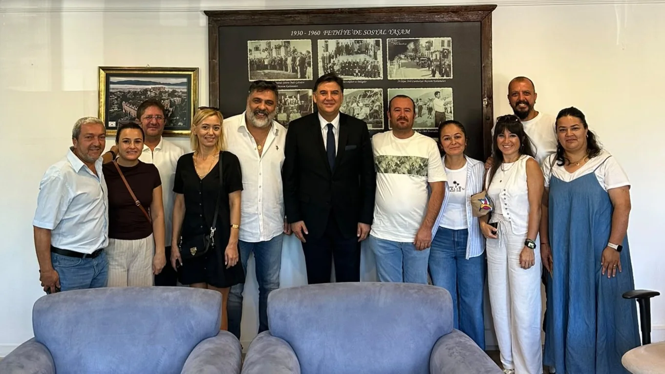 Lezzet Sokağı Esnafı, Başkan Karaca’yı Ziyaret Etti