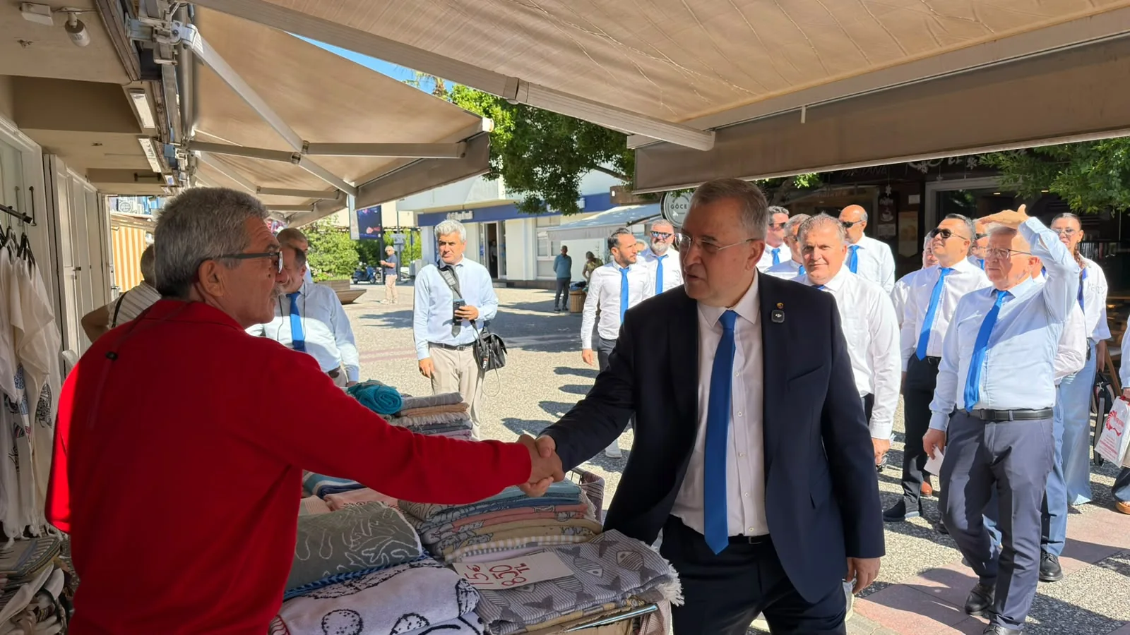 Göcek’in Rengi Mavi: Çıralı’ya Seçim Öncesi Büyük Destek