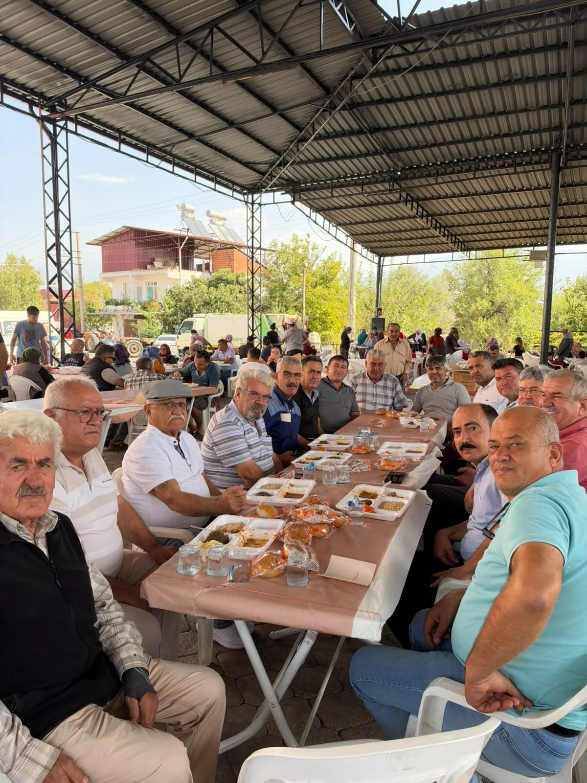 Seydikemer’de Şükür Yemeğine Yoğun Katılım
