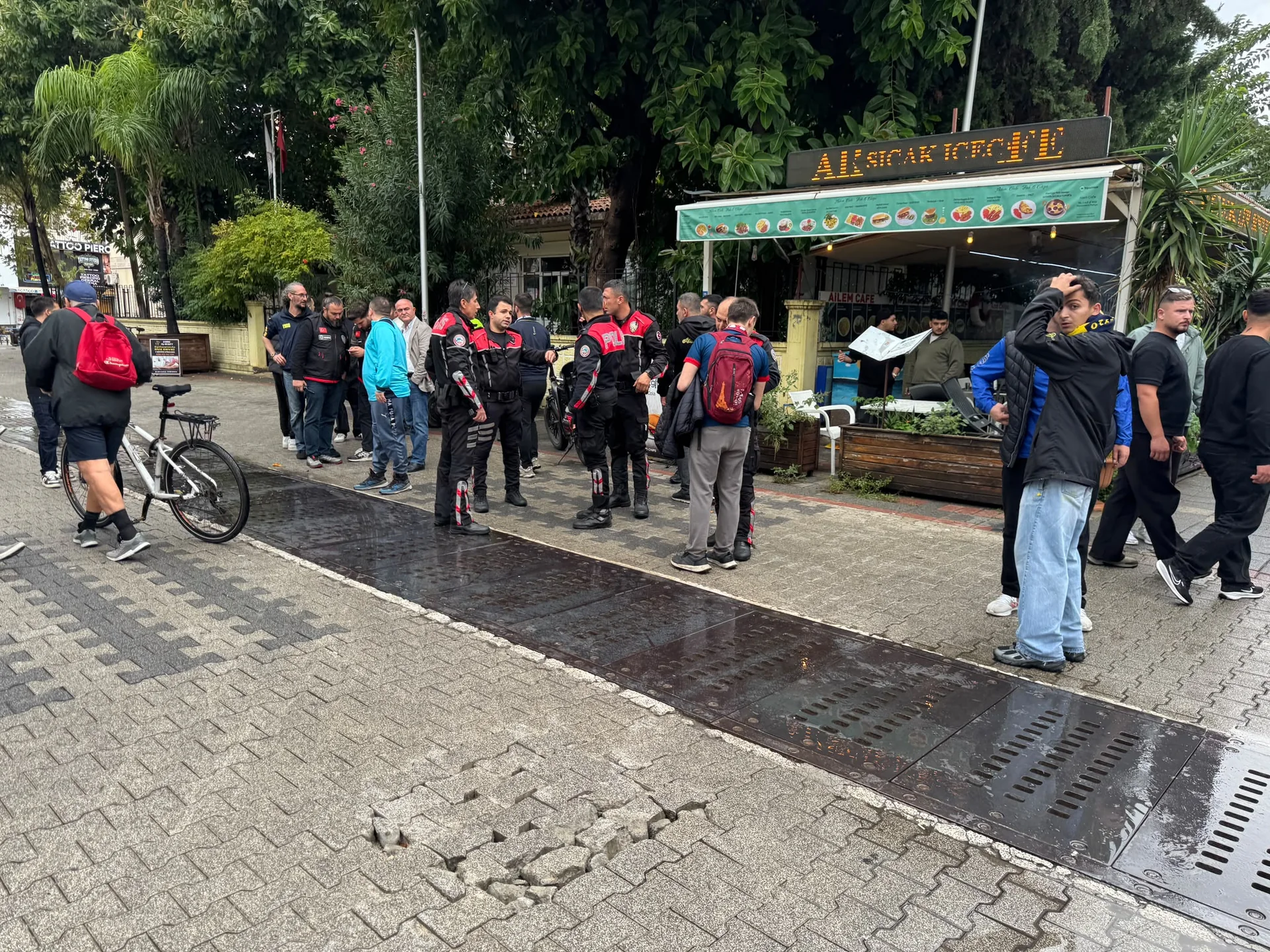 Fethiye’de Ankaragücü Taraftarları Arasında Kavga: 1 Yaralı
