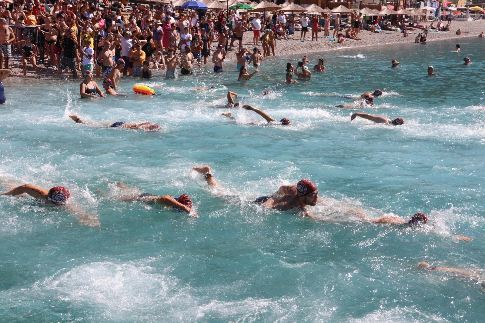 Fethiye’de Açık Su Yüzme Yarışları Başladı