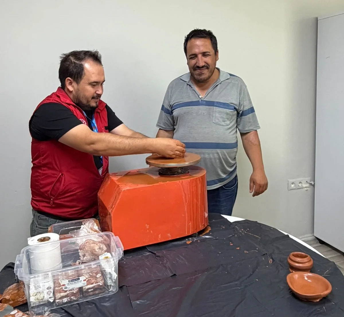 Muğla’da Engelli Bireyler Çömlek Atölyesinde Sanatla Buluştu