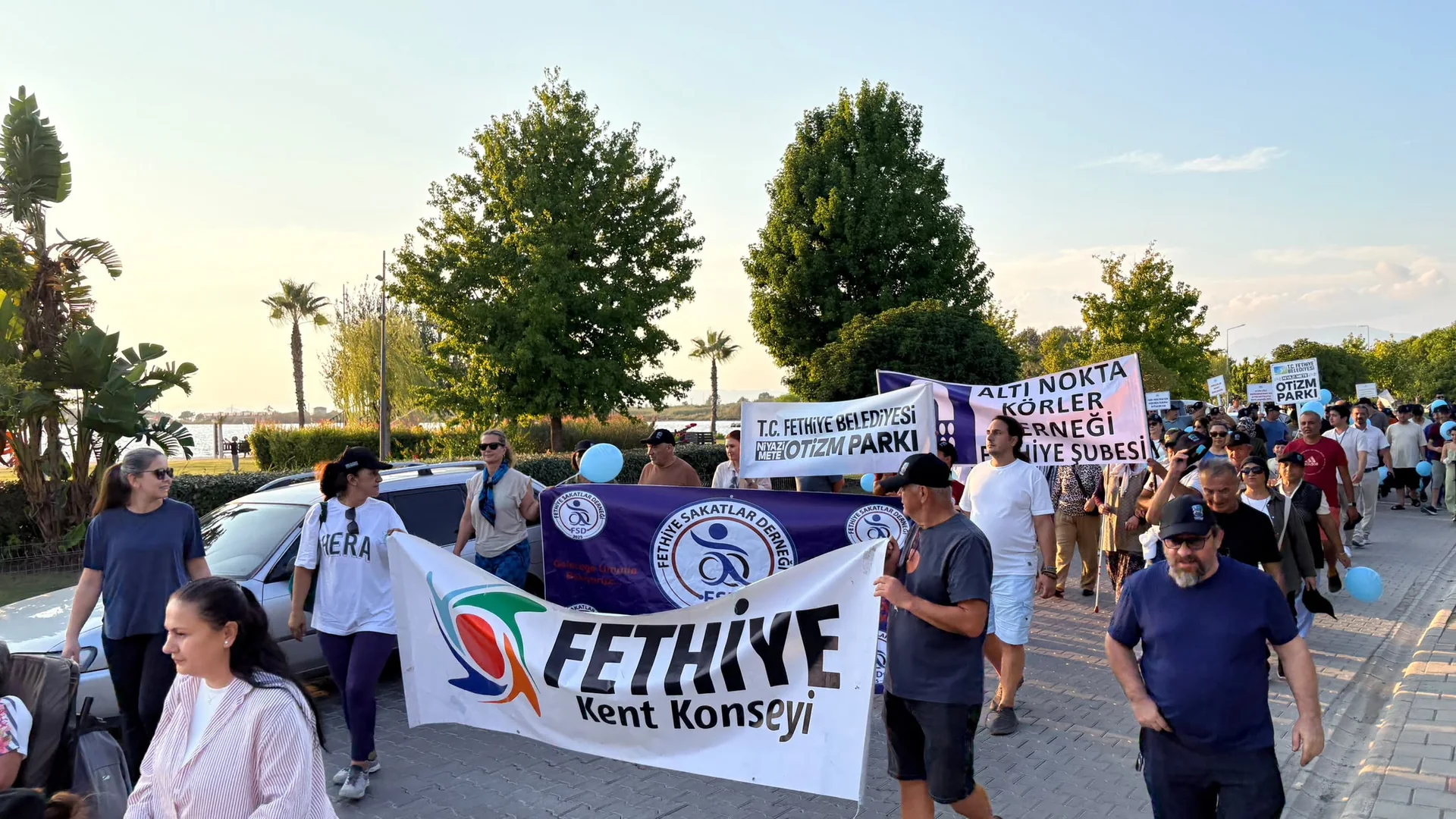 Fethiye’de Avrupa Hareketlilik Haftası’nda Yürüyüş Etkinliği