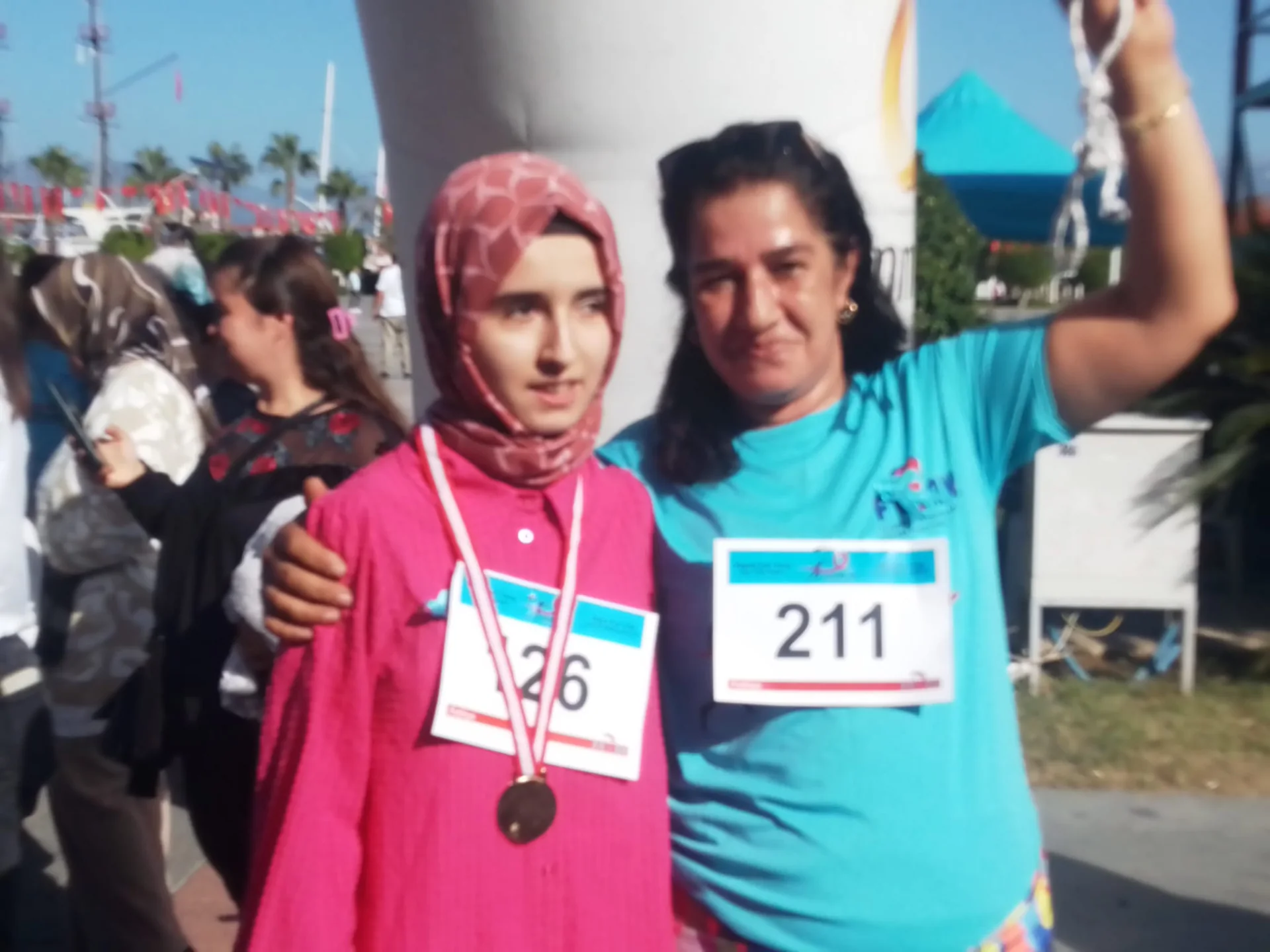 Fethiye’de Kanser Hastaları İçin Koştular