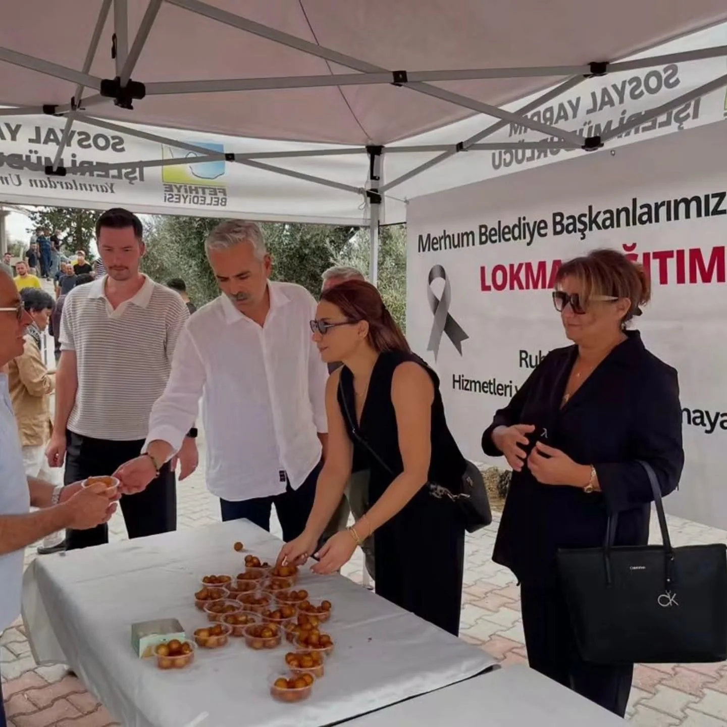 Ölüdeniz’de Hayır İçin Lokma İkramı