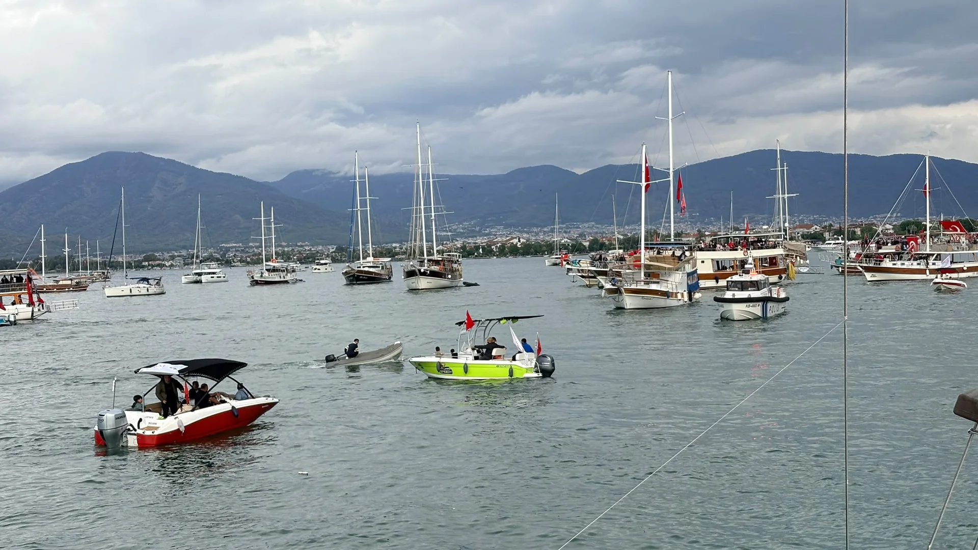 Fethiye’de Tekneler Cumhuriyet İçin Açıldı