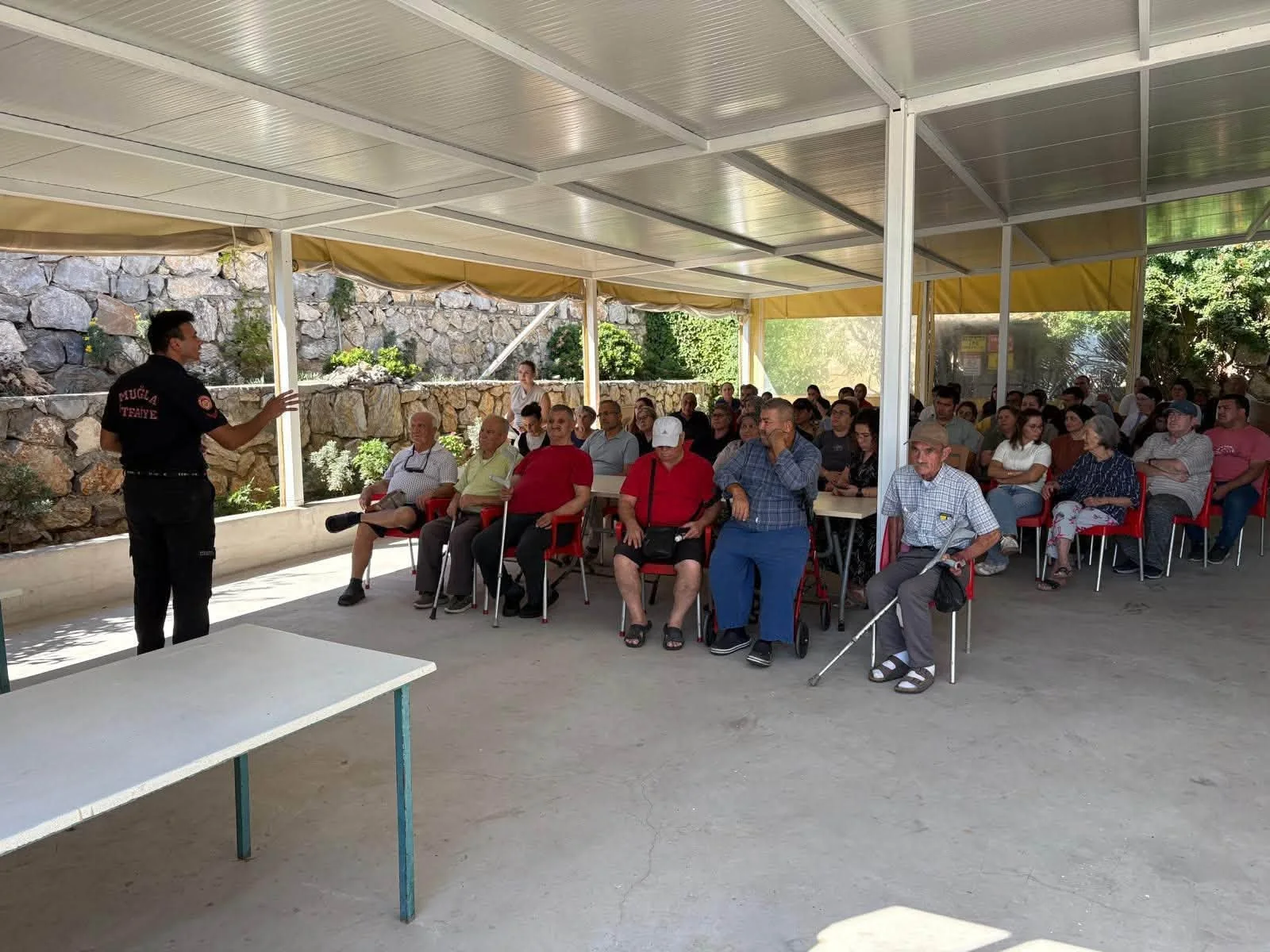 Fethiye Huzurevi Personeline Yangın Güvenliği Eğitimi ve Tatbikatı