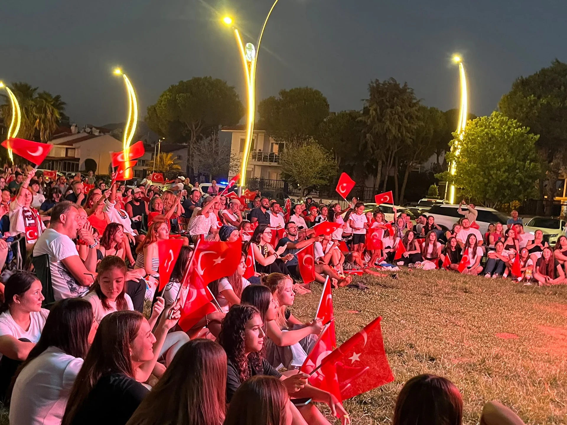 Fethiye’de Şampiyonluk Coşkusu! Filenin Sultanları’nın Zaferi 3. Etap’ta Kutlandı