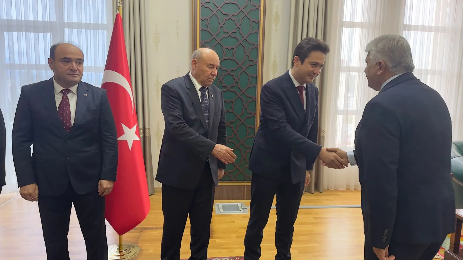 Seydikemer’de 29 Ekim Bayramlaşma Töreniyle Başladı
