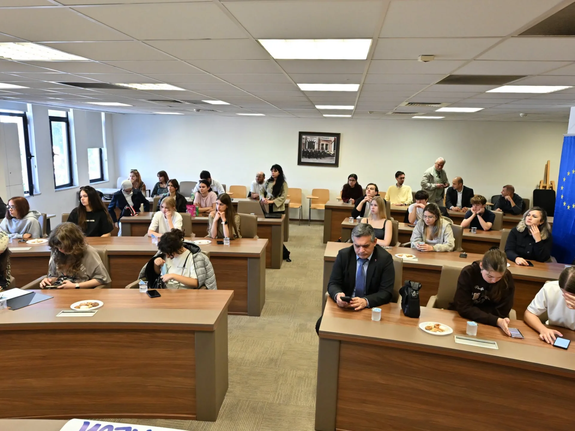 Fethiye’de Erasmus Öğrencileriyle İklim Değişikliği Konferansı Düzenlendi
